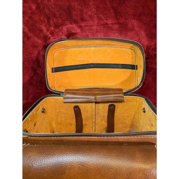 Vintage made in America leather camera bag. In good condition - Picture 6 of 8